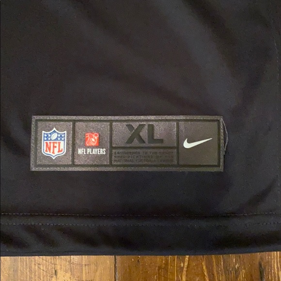 Navarro Bowman AUTHENTIC jersey - Picture 4 of 5